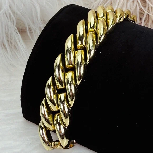 Vintage 80s weighted goldtone wideband bracelet - Picture 8 of 12